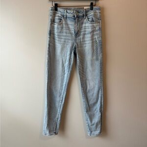 American Eagle Outfitters Light Blue Hi-Rise Jegging